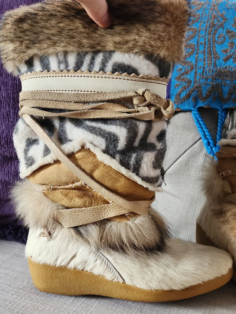 Tecnica Tan and Cream 80’s Ski Fur Winter Boots with Patterned Shaft size 38.